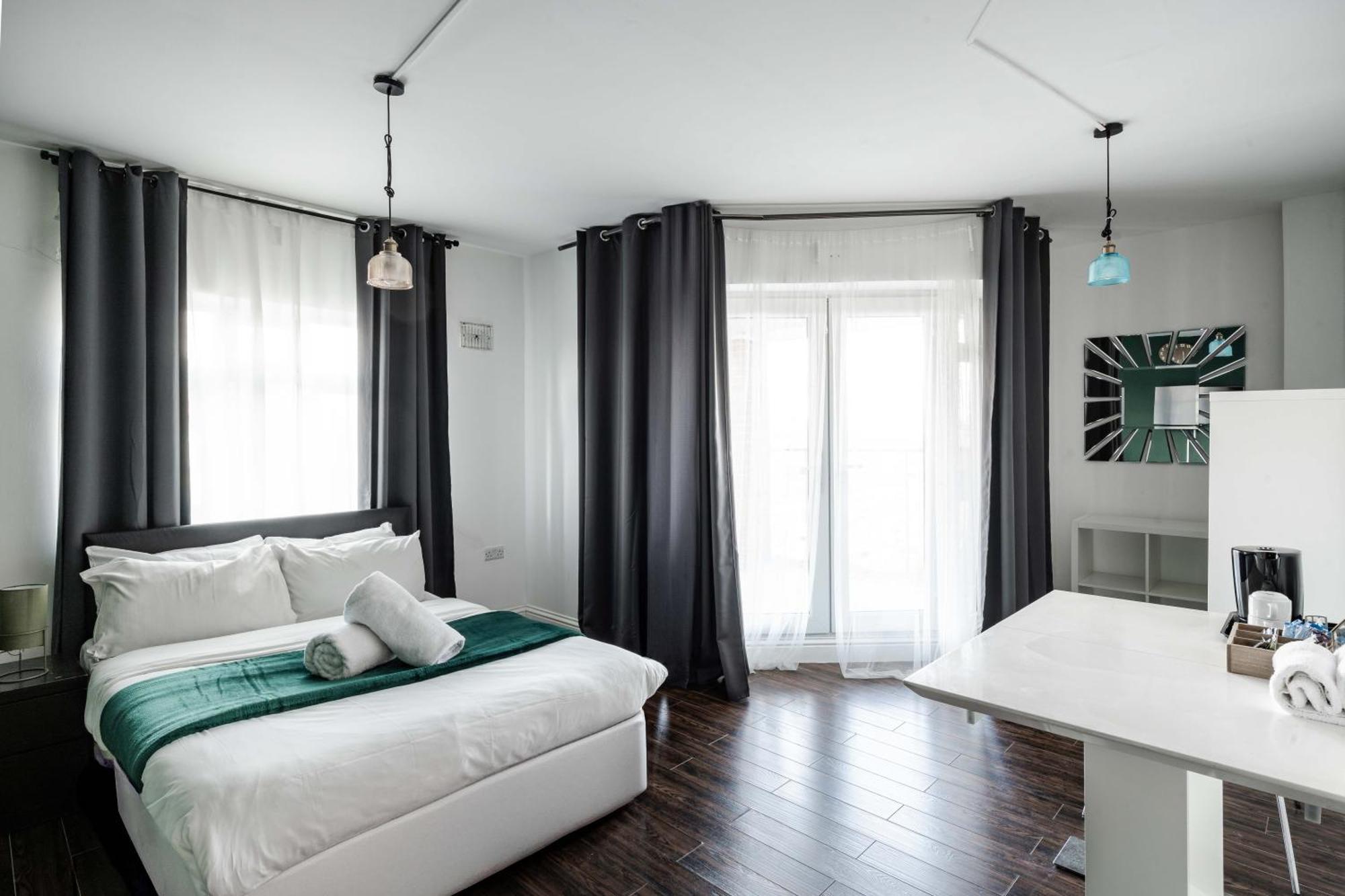 City Gate Guest House Лондон Экстерьер фото