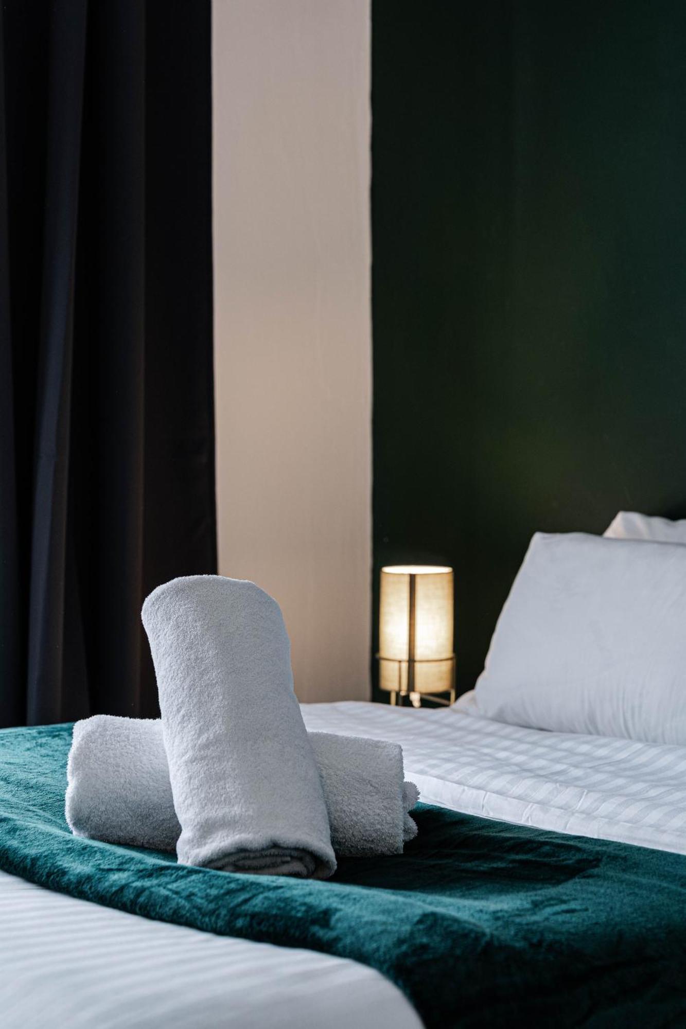 City Gate Guest House Лондон Экстерьер фото